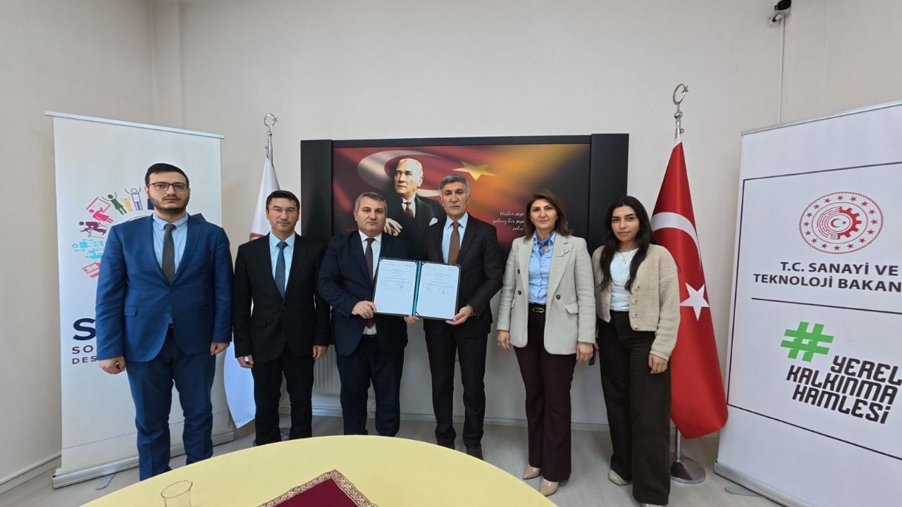 Iğdır’da kilim dokuma atölyesi projesi için imzalar atıldı