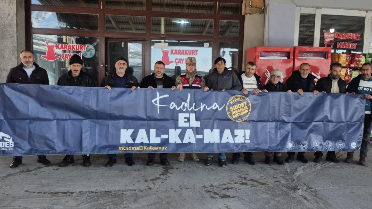 Kadına el kalkamaz mesajı köylere taşındı