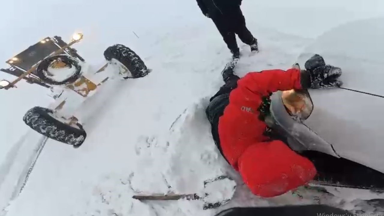 Karda mahsur kalanların imdadına AFAD yetişti