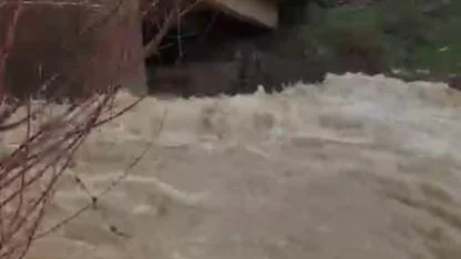 Karların erimesiyle dereler coştu