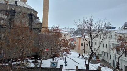 Kars güne yine kar yağışı ile uyandı