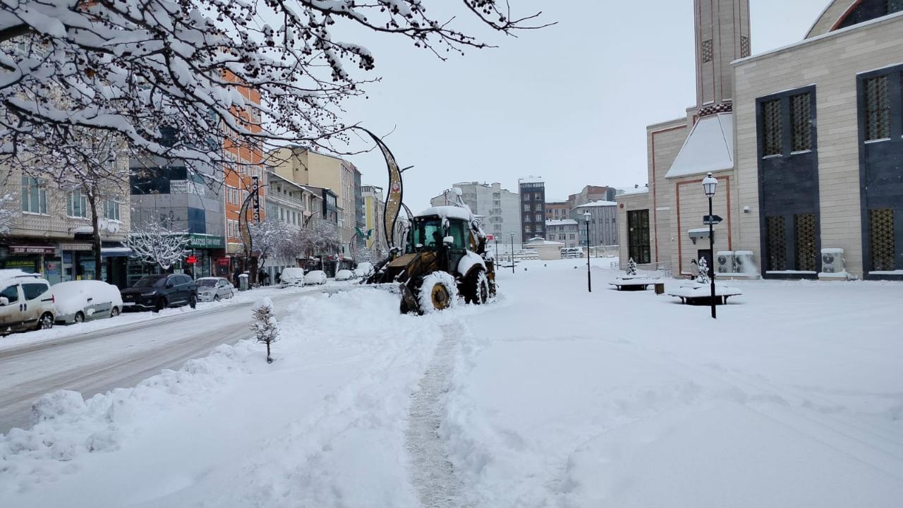 Kars’ta kar esareti