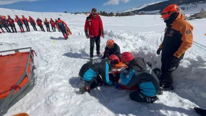 Kars’ta nefes kesen çığ tatbikatı: Ekipler zamanla yarıştı