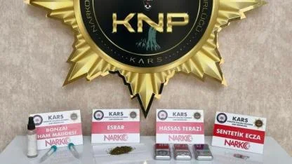 Kars’ta uyuşturucu tacirlerine darbe