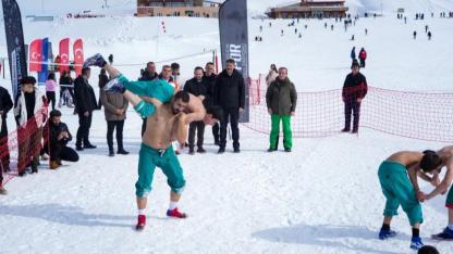 Kayak merkezinde spor ve eğlence bir arada