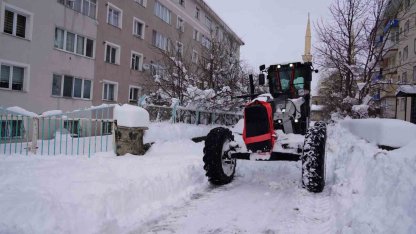 Palandöken Belediyesi karla mücadelede sahada