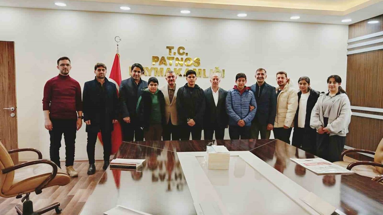 Patnos’tan ilk yüze 8 öğrenci