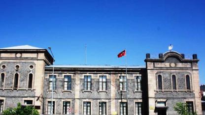 Taşınmazlar kiraya verilecek