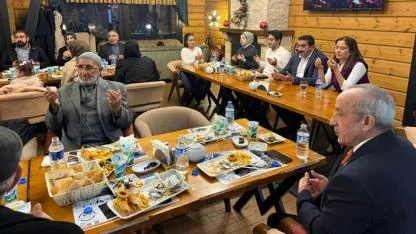 Ramazan’ın ilk iftarı şehit yakınları ve gazilerle yapıldı