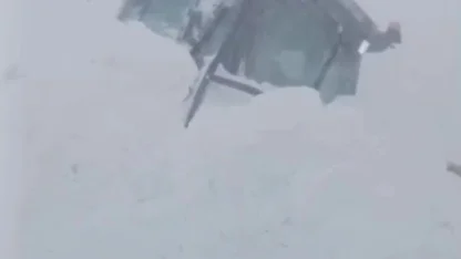 Sahara Geçidi’nde çığ: Kurtarma ekipleri de mahsur kaldı