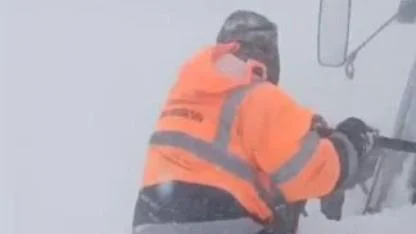 Sahara Geçidi’nde çığ riski nedeniyle çalışmalara ara verildi