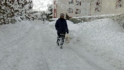 Sarıkamış'ta dondurucu soğuklar etkili oluyor