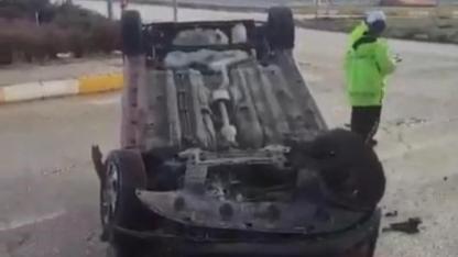 Takla atan otomobilde emniyet kemeri hayat kurtardı