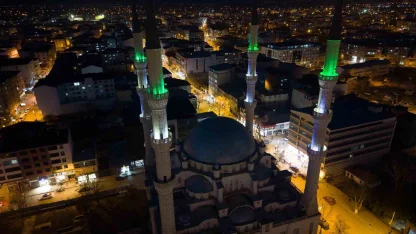 Türkiye’de ilk iftar Iğdır’da yapıldı