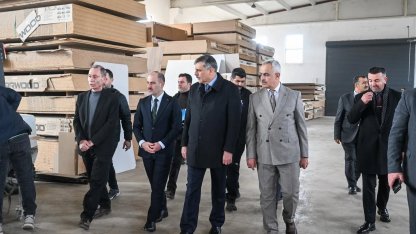 Vali Çiftçi çalışmaları yerinde gördü