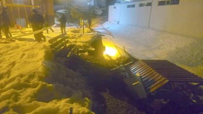 Yoğun yağış duvarı çökertti