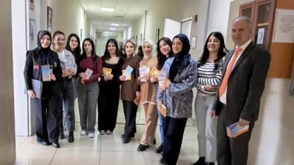 Açık Kapı, üniversite öğrencileriyle bir araya geldi