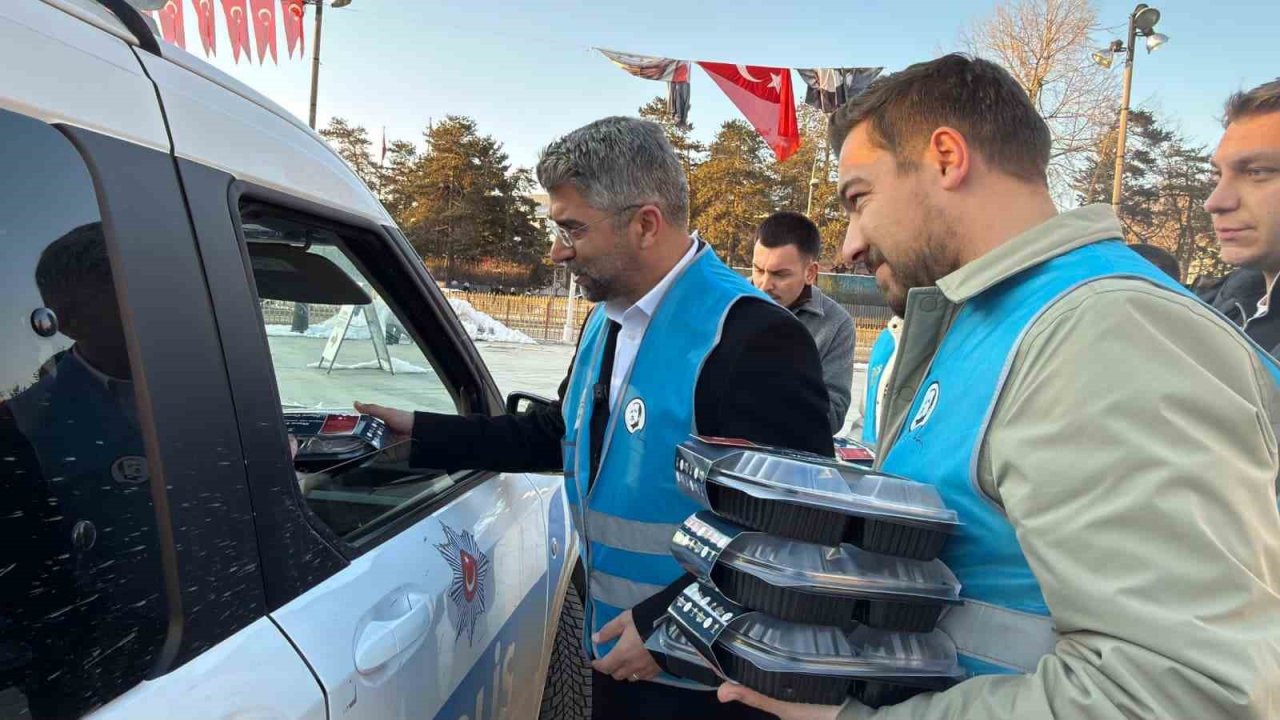 AK Gençlik Erzurum’dan, Ramazan boyunca yoğun program