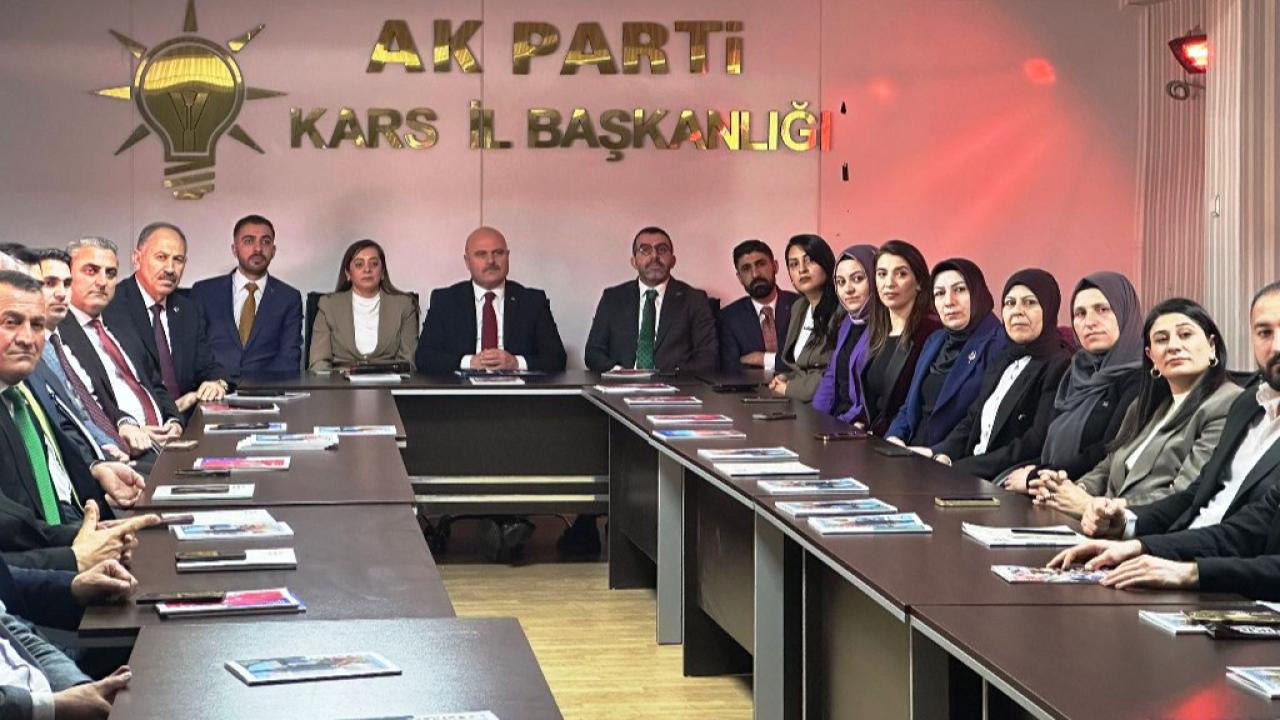 AK Parti İl Teşkilatı Cumhurbaşkanı Erdoğan ile bayramlaştı