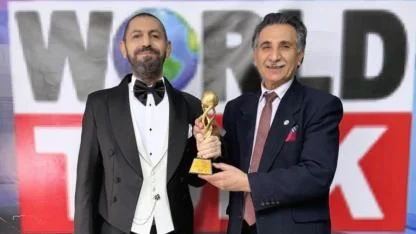 Akif Manaf Küresel Barış Ödülü’nü aldı