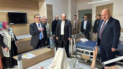 Çalkın ve Sancar, hastaların bayramını kutladı