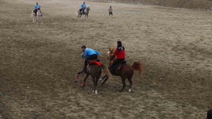 Cirit müsabakası nefes kesti