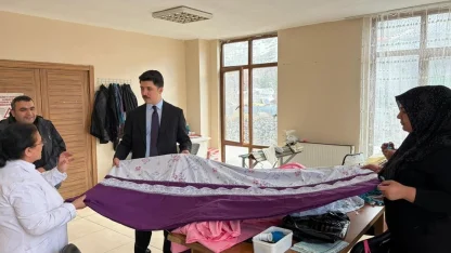 Digor Kaymakamı Ahmed Tayyib Kahraman’dan Halk Eğitimi Merkezi’ne ziyaret