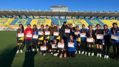 Digor’un yıldız kızları zirvede