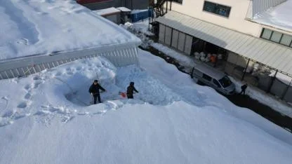 Doğu'da kar ve buz tehlikesi sürüyor
