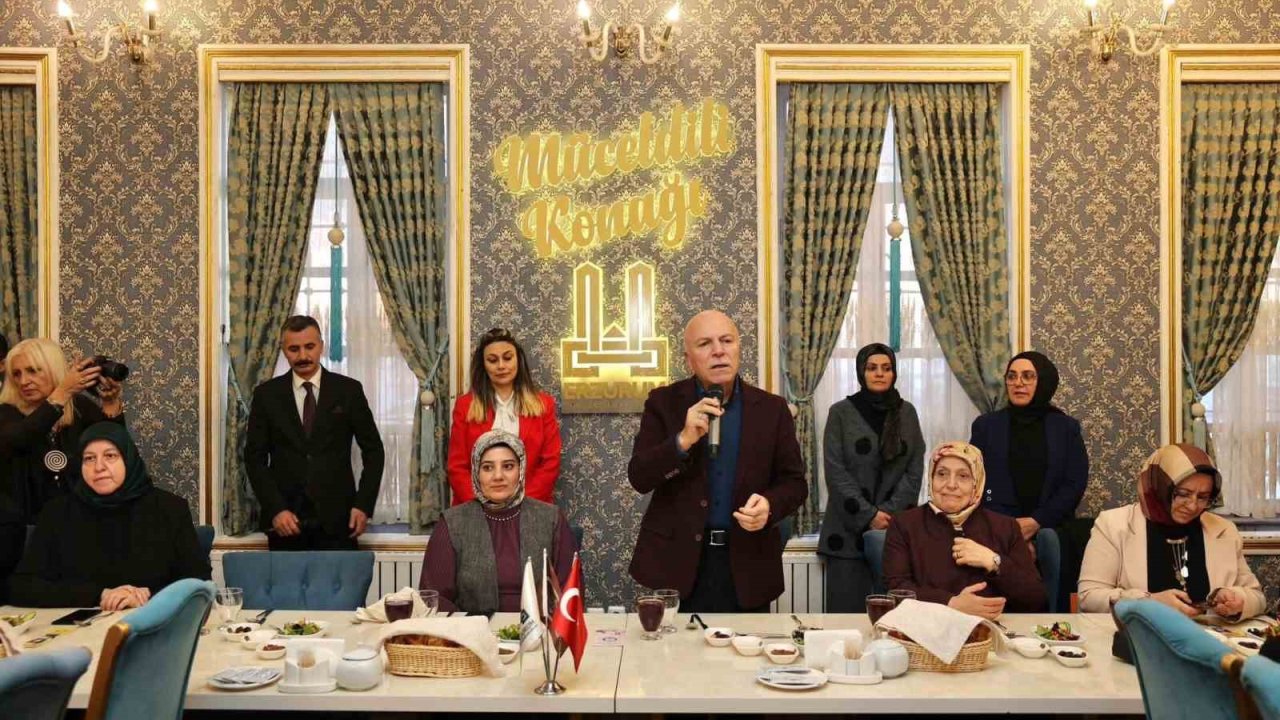 Erzurum’da 8 Mart Dünya Kadınlar Günü’nde "Ahde vefa iftarı" düzenlendi