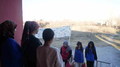 Iğdır’da gönüllüler Ramazan’da yetim ailelerle gönül sofrası kuruyor