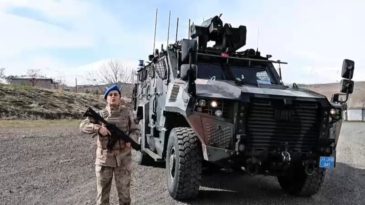 Iğdır’da kadın Jandarmalar 8 Mart’ı görev başında kutladı