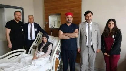 Kalp ve damar cerrahisi ekibi Doğu Anadolu’da ilke imza attı