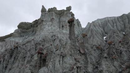 Kapadokya benzeri kaya oluşumları büyük ilgi çekiyor