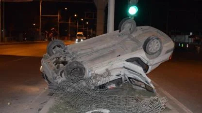 Kara yolunda iki ayrı kaza bir ölü ve bir yaralı var