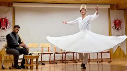 Kars iftar, sohbet ve ilahi dinletisiyle dolu bir gece