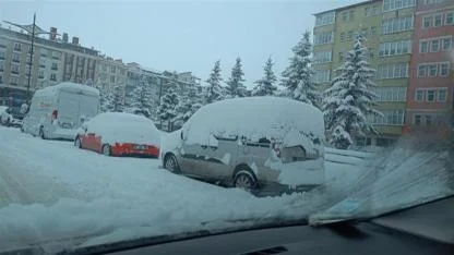 Kars’ta buzlanma etkisi devam ediyor