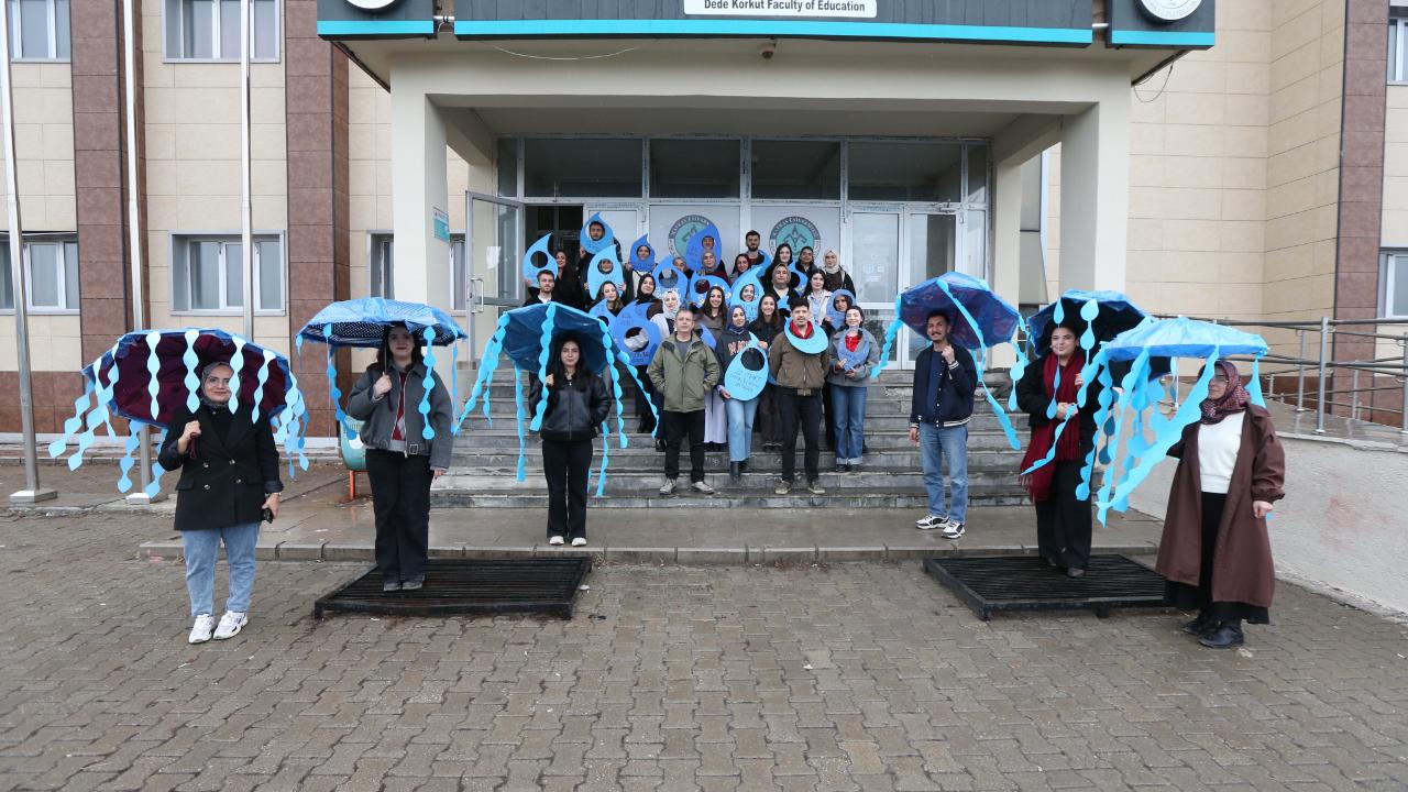 Kars’ta öğrenciler suyun değerine dikkat çekti