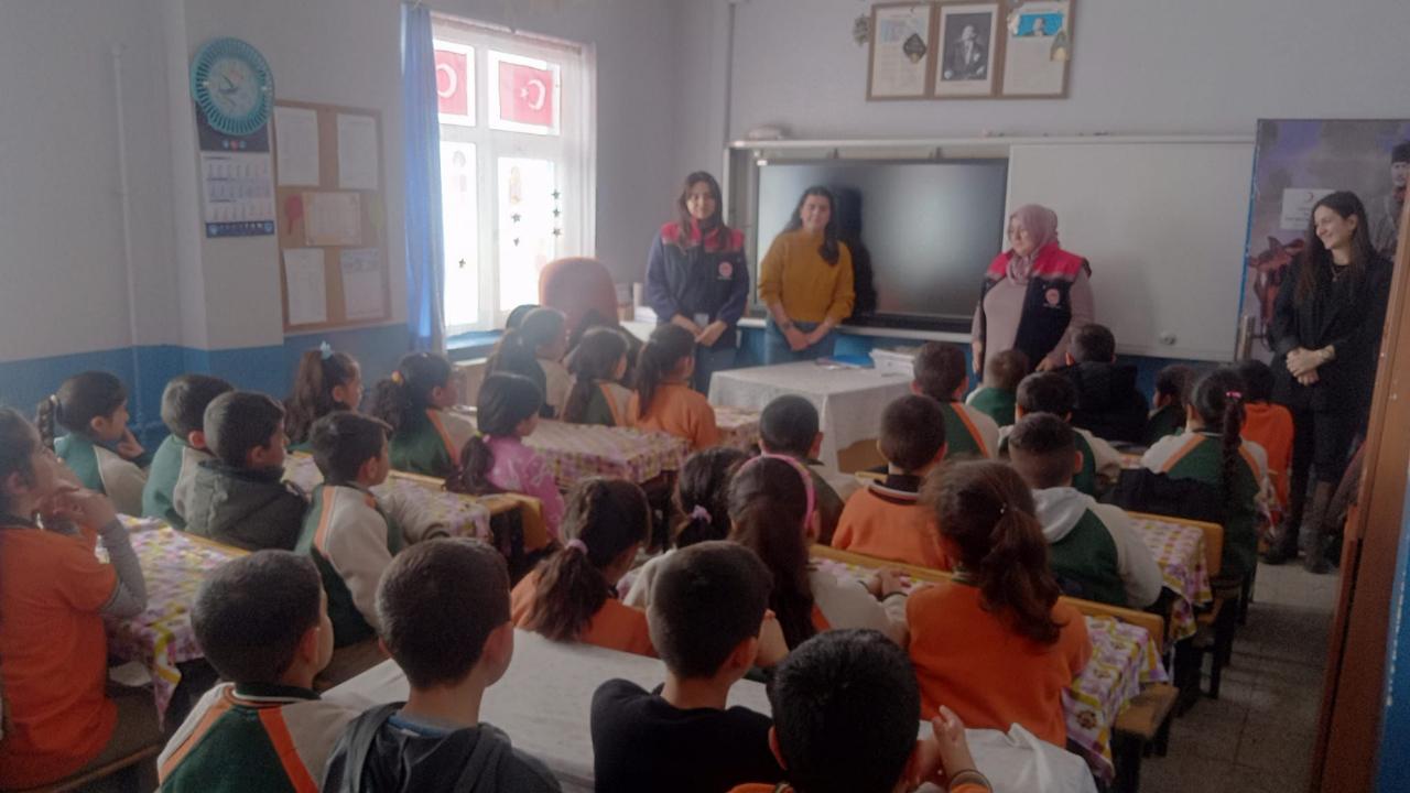 Kars’ta öğrencilere gıda güvenilirliği ve israf eğitimi