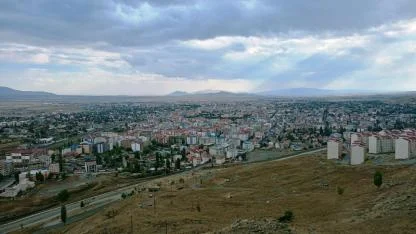 Kars’ta son aylarda yapı ruhsatı verilen daire sayısı 695 oldu