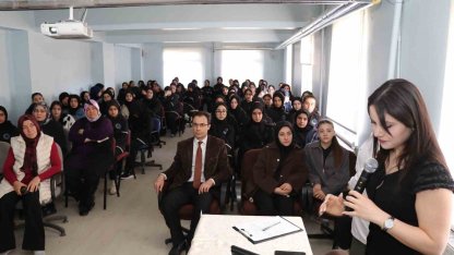 Oltu'da öğrencilere tüberküloz eğitimi verildi