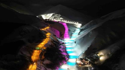 Palandöken’de gece kayağı keyfi