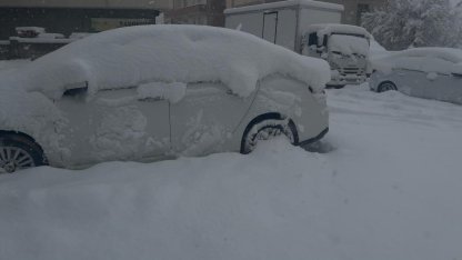 Patnos’ta baharı beklerken 40 santimetre kar yağdı