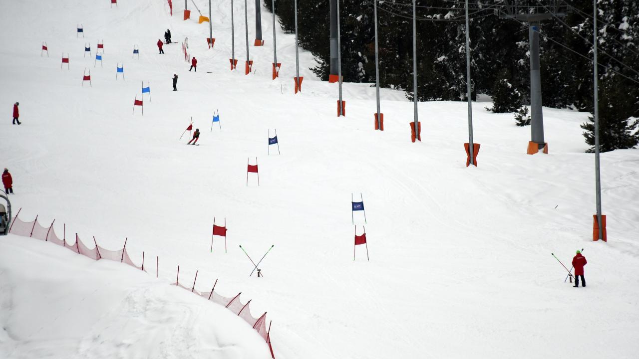 Sarıkamış’ta okul sporları şampiyonası coşkuyla sona erdi