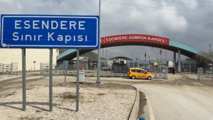 Sınır Kapısında kısıtlama devam ediyor