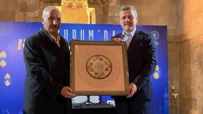 Türk İslam irfanının öncüsü Ahmet Yesevî’yi anlattı