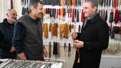 Vali Baruş esnafı ziyaret etti