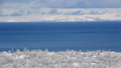 Van Gölü ve yeraltı suları kar yağışıyla beslendi