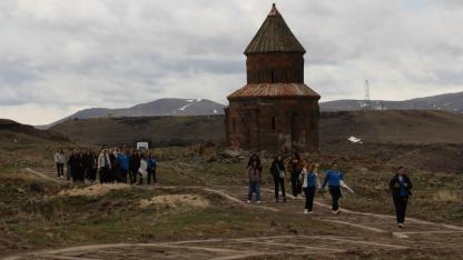 Voleybolcılara Kars turu