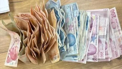 Zabıta dilencileri yakaladı: 4 bin 100 TL’ye el konuldu